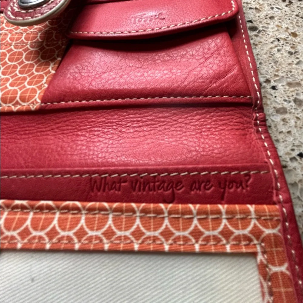Vintage Fossil Red and Orange Geometric Wallet.. “what vintage are you” Y2K